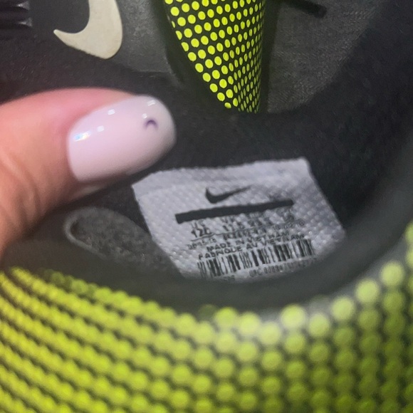 Nike Cleats - Picture 4 of 4